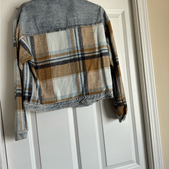 Umgee Women’s Size Small Brown Tan Light Blue Off White Plaid Denim Jean Jacket - Picture 2 of 7